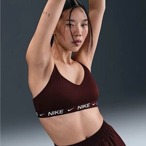 Nike Indy Womens Large Light Support Padded Adjustable Sports Bra Burgundy Crush